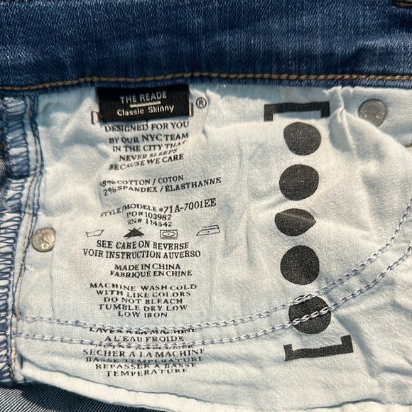 Blank NYC Blue Distressed Women's Jeans size 31 - Picture 8 of 8